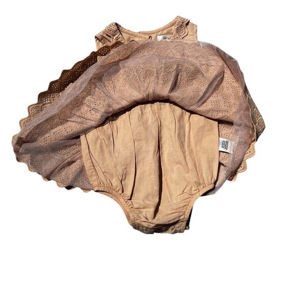 NWT! Noralee Georgia Romper Dress in Antique Size 3M - Picture 3 of 5